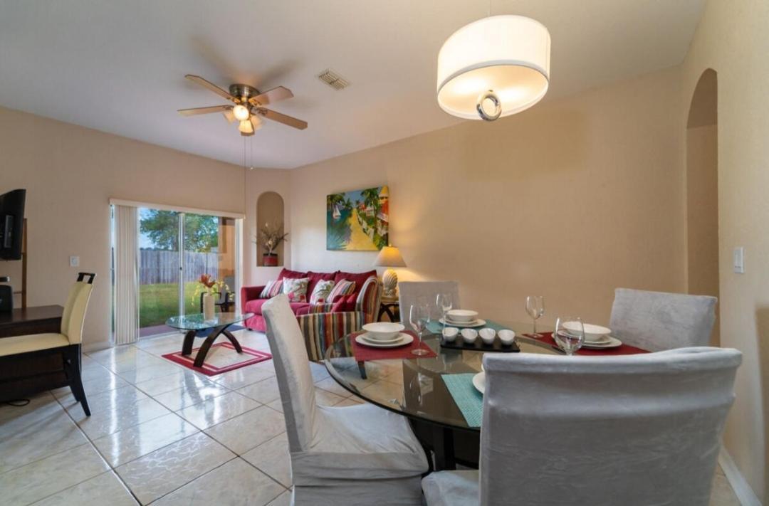 Relaxing Resort, Spacious Pool Near Disney Davenport Esterno foto